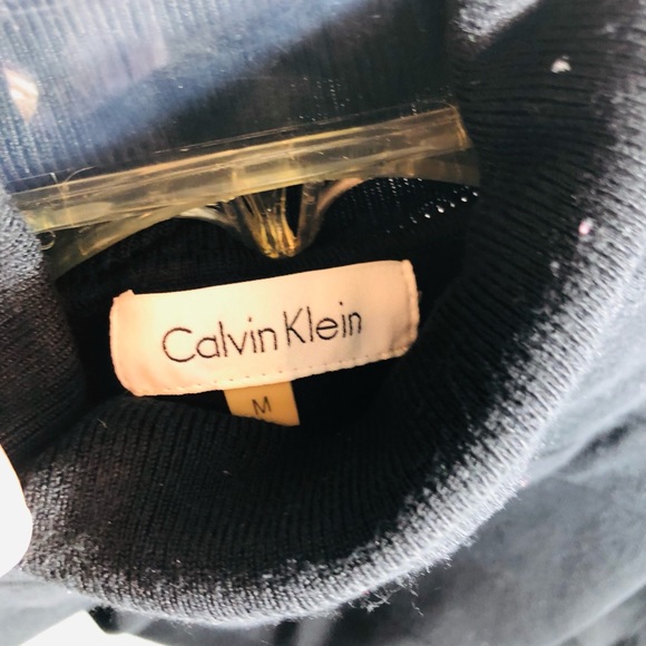 CALVIN KLEIN SIZE M BLACK TURTLE NECK PULL OVER - Picture 2 of 8